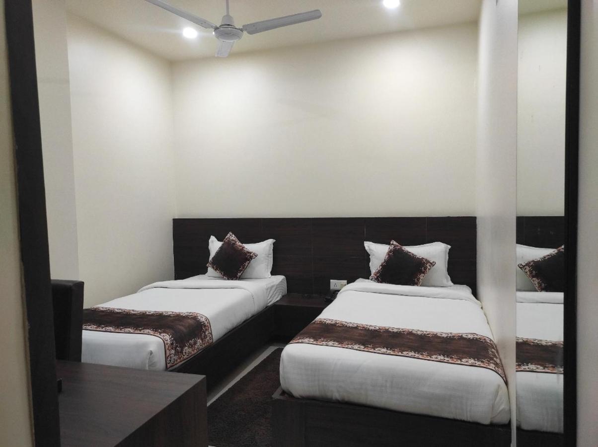 Hotel Paradise - Biswanath Chariali Bishnath Esterno foto