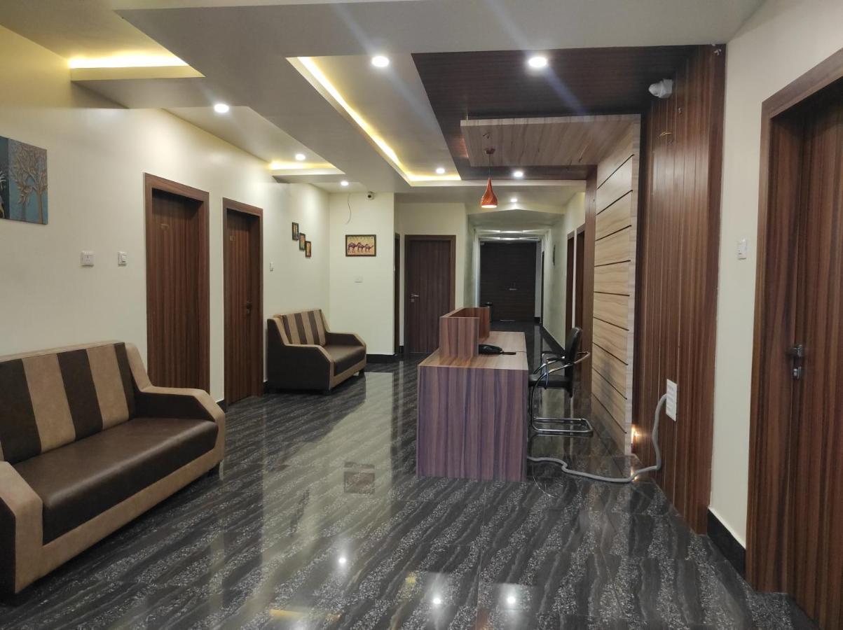 Hotel Paradise - Biswanath Chariali Bishnath Esterno foto