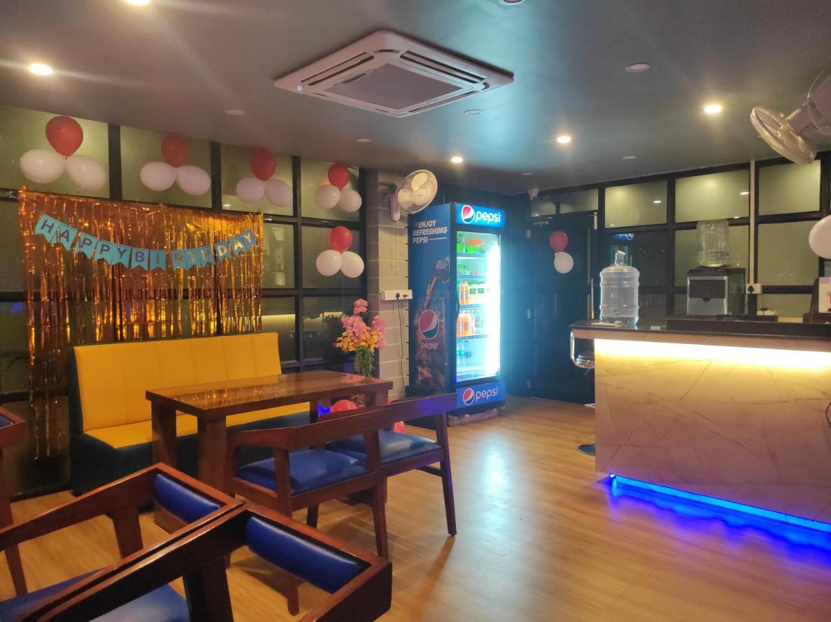 Hotel Paradise - Biswanath Chariali Bishnath Esterno foto