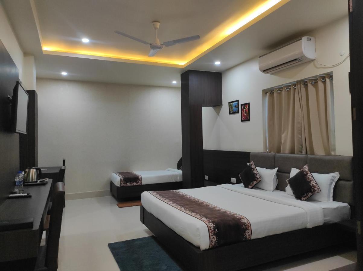 Hotel Paradise - Biswanath Chariali Bishnath Esterno foto